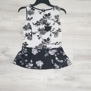 Bar lll Black and white Floral peplum top